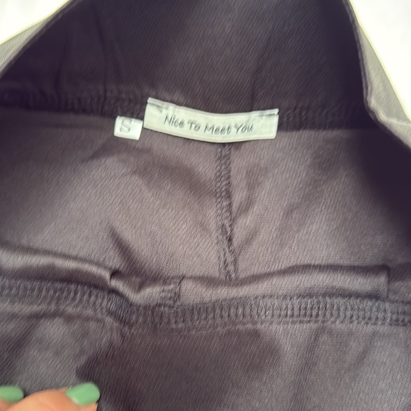 NWOT Nice to Meet You Black Vest&Shorts set in sz small. Avail in black or white - Picture 10 of 15